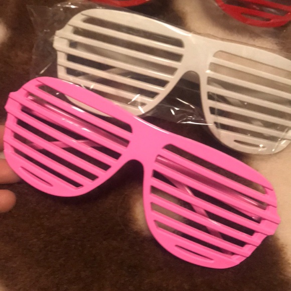 Fashion Glasses - Picture 2 of 3